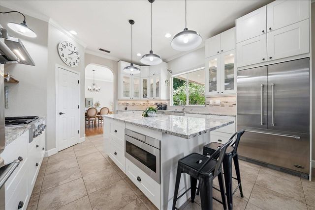 4031 White Mill Crescent Rd, Roseville, CA 95747