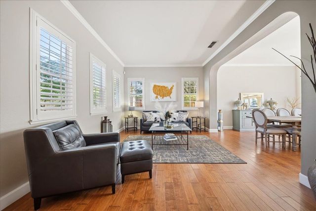 4031 White Mill Crescent Rd, Roseville, CA 95747