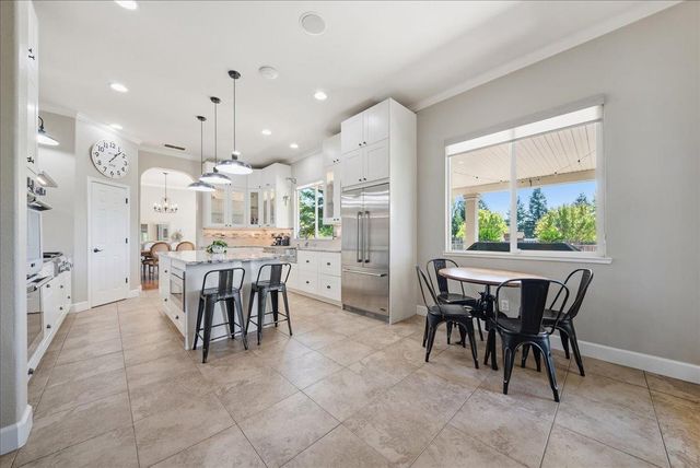 4031 White Mill Crescent Rd, Roseville, CA 95747