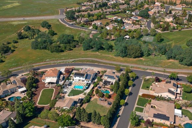 4031 White Mill Crescent Rd, Roseville, CA 95747