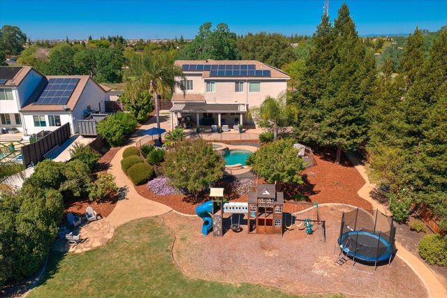 4031 White Mill Crescent Rd, Roseville, CA 95747