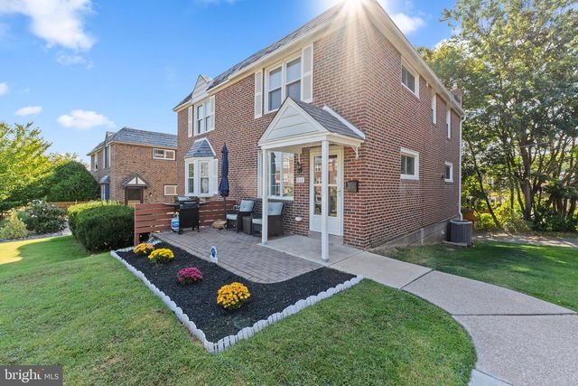 910 FARISTON DR, Drexel Hill, PA 19026