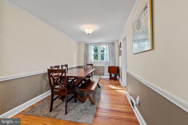 910 FARISTON DR, Drexel Hill, PA 19026