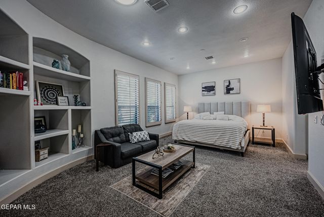 6236 FRANKLIN HAWK Avenue, El Paso, TX 79912