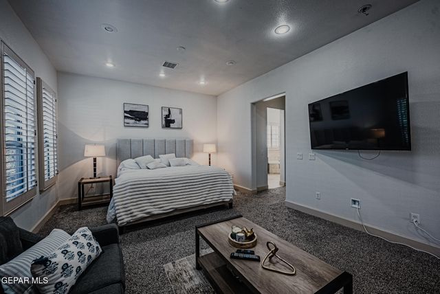 6236 FRANKLIN HAWK Avenue, El Paso, TX 79912