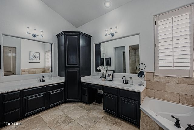 6236 FRANKLIN HAWK Avenue, El Paso, TX 79912