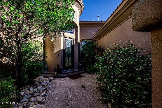 6236 FRANKLIN HAWK Avenue, El Paso, TX 79912