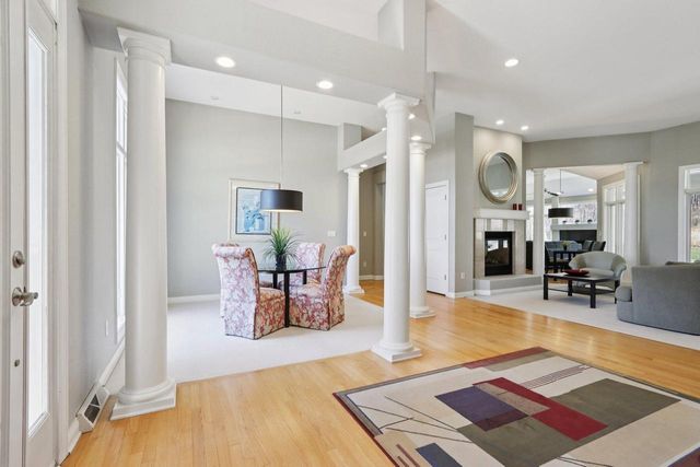 1520 Pamme COURT, West Bend, WI 53090