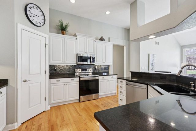 1520 Pamme COURT, West Bend, WI 53090