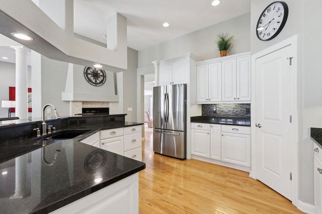 1520 Pamme COURT, West Bend, WI 53090