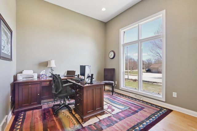 1520 Pamme COURT, West Bend, WI 53090