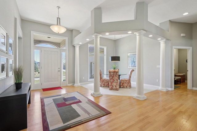 1520 Pamme COURT, West Bend, WI 53090