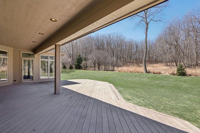 1520 Pamme COURT, West Bend, WI 53090