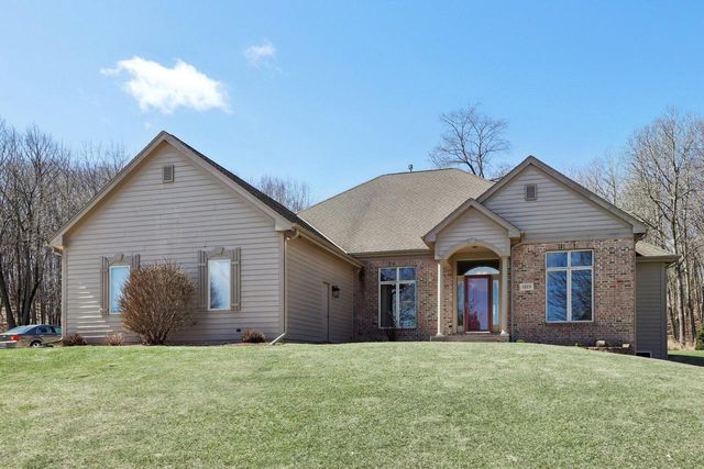 1520 Pamme COURT, West Bend, WI 53090