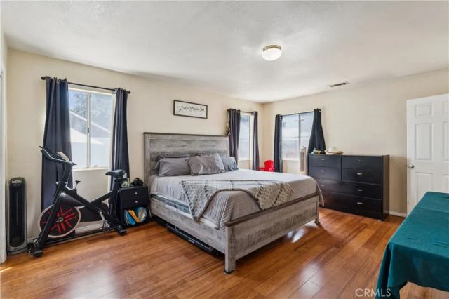 6925 Barton, San Bernardino, CA 92404