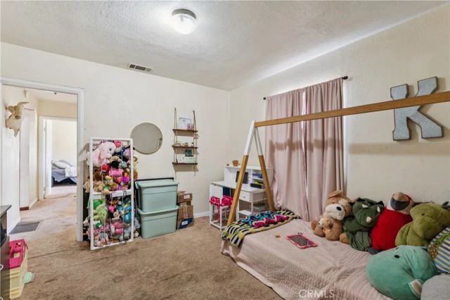 6925 Barton, San Bernardino, CA 92404