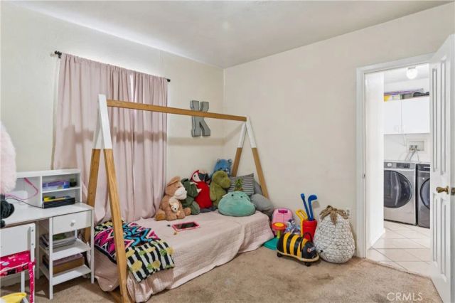 6925 Barton, San Bernardino, CA 92404