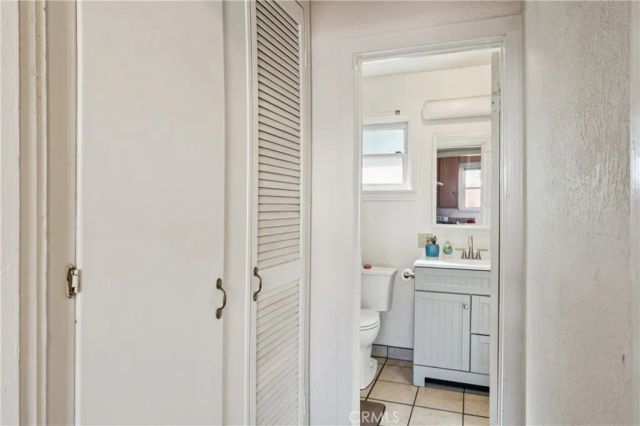 6925 Barton, San Bernardino, CA 92404