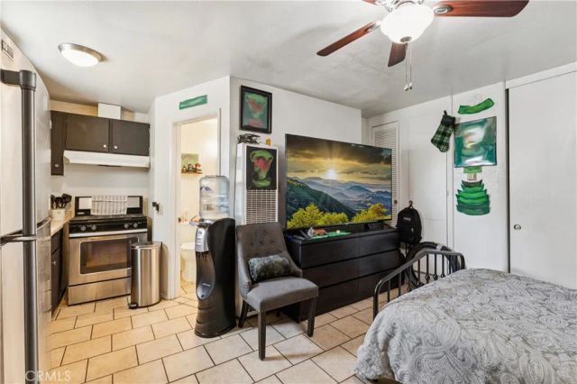 6925 Barton, San Bernardino, CA 92404