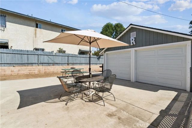 6925 Barton, San Bernardino, CA 92404