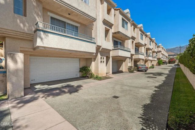 1033 W Duarte Road A, Arcadia, CA 91007
