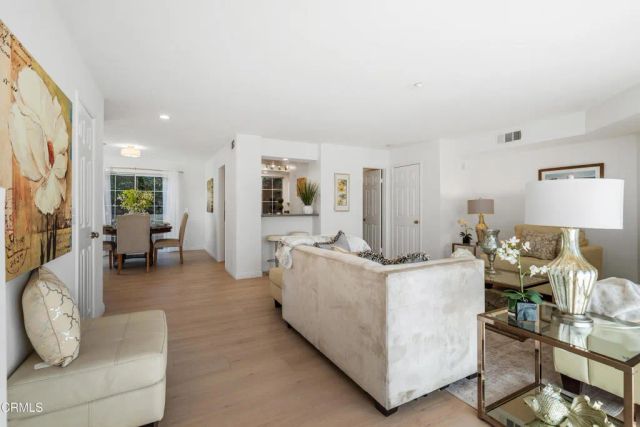1033 W Duarte Road A, Arcadia, CA 91007