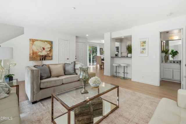 1033 W Duarte Road A, Arcadia, CA 91007