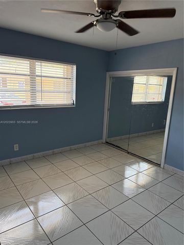 3525 Polk St 7, Hollywood, FL 33021
