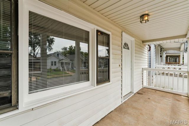 3851 Neosho, St Louis, MO 63116