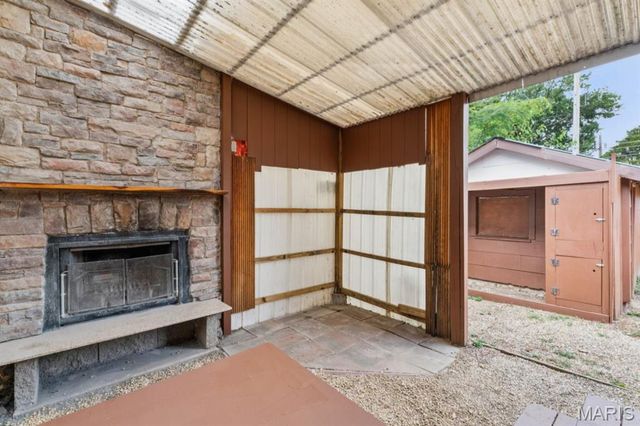 3851 Neosho, St Louis, MO 63116