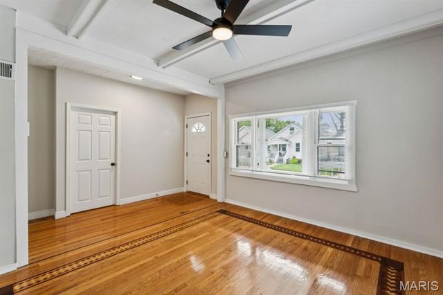 3851 Neosho, St Louis, MO 63116