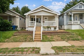 3851 Neosho, St Louis, MO 63116