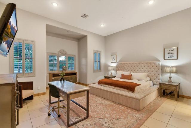 9071 N 53rd Place, Paradise Valley, AZ 85253
