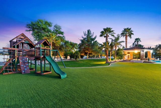 9071 N 53rd Place, Paradise Valley, AZ 85253