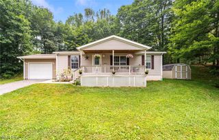 3306 Sycamore Drive, New Waterford, OH 44445