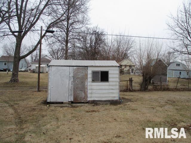 447 N 10TH Avenue, Canton, IL 61520