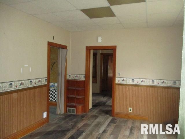 447 N 10TH Avenue, Canton, IL 61520