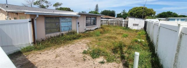 5200 CHET DRIVE, New Port Richey, FL 34652