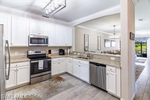 1414 Oceania DR S, Naples, FL 34113