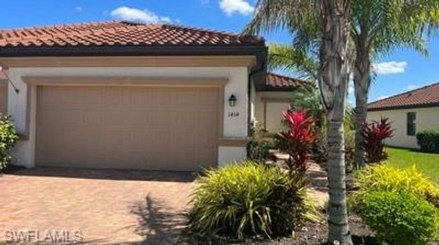 1414 Oceania DR S, Naples, FL 34113