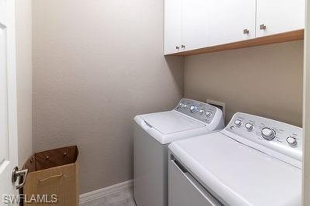 1414 Oceania DR S, Naples, FL 34113