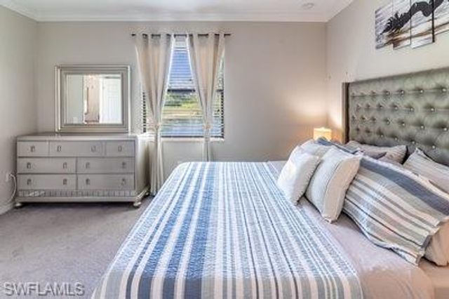 1414 Oceania DR S, Naples, FL 34113