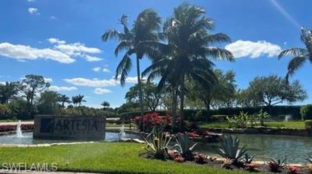 1414 Oceania DR S, Naples, FL 34113