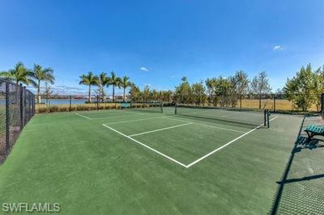 1414 Oceania DR S, Naples, FL 34113