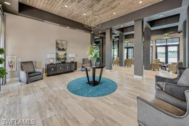 1414 Oceania DR S, Naples, FL 34113