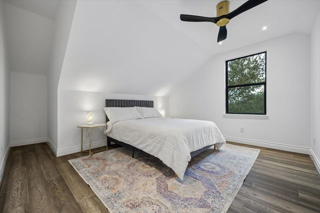 3719 Bee Creek RD, Spicewood, TX 78669