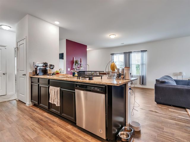 1001 Banyon Tree Lane, Brookshire, TX 77423