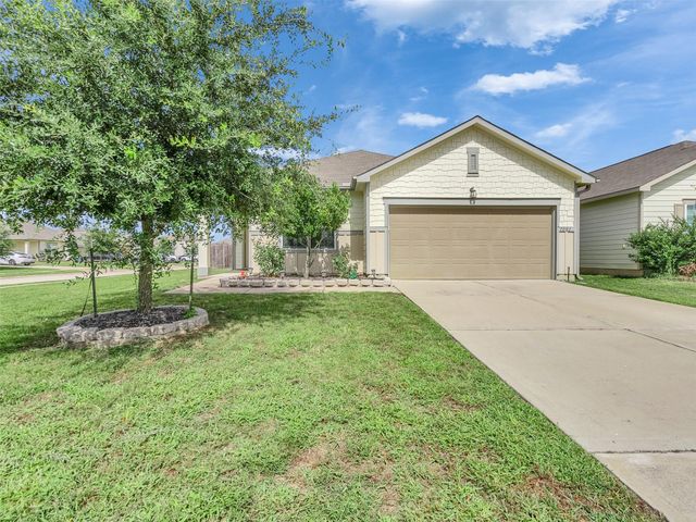 1001 Banyon Tree Lane, Brookshire, TX 77423