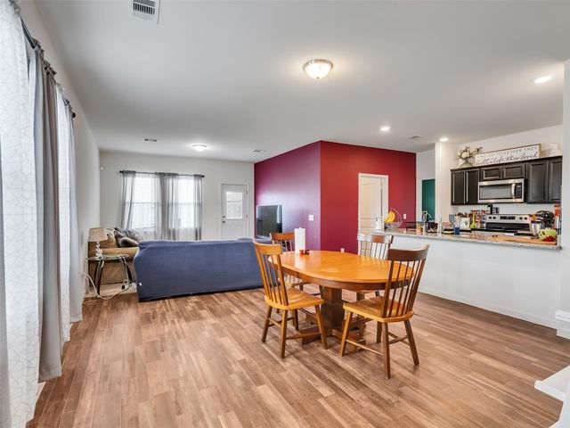 1001 Banyon Tree Lane, Brookshire, TX 77423