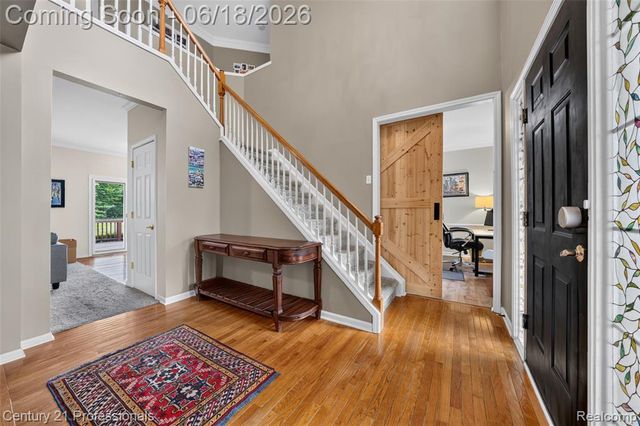 1892 Ring Neck Drive, Rochester, MI 48307